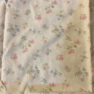 Shabby Chic Candy Floral QUEEN Pillow Case Set Rachel Ashwell NWOT